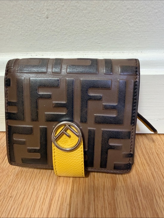 Fendi Handbags - Fendi Zucca bifold FF logo unisex wallet.